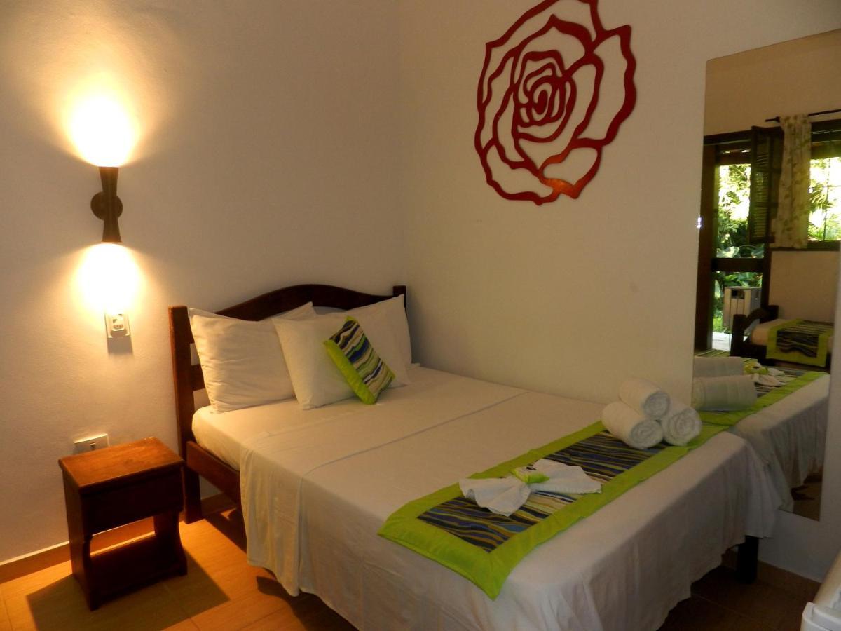 Hotel Bosques Do Massaguacu Карагуататуба Номер фото